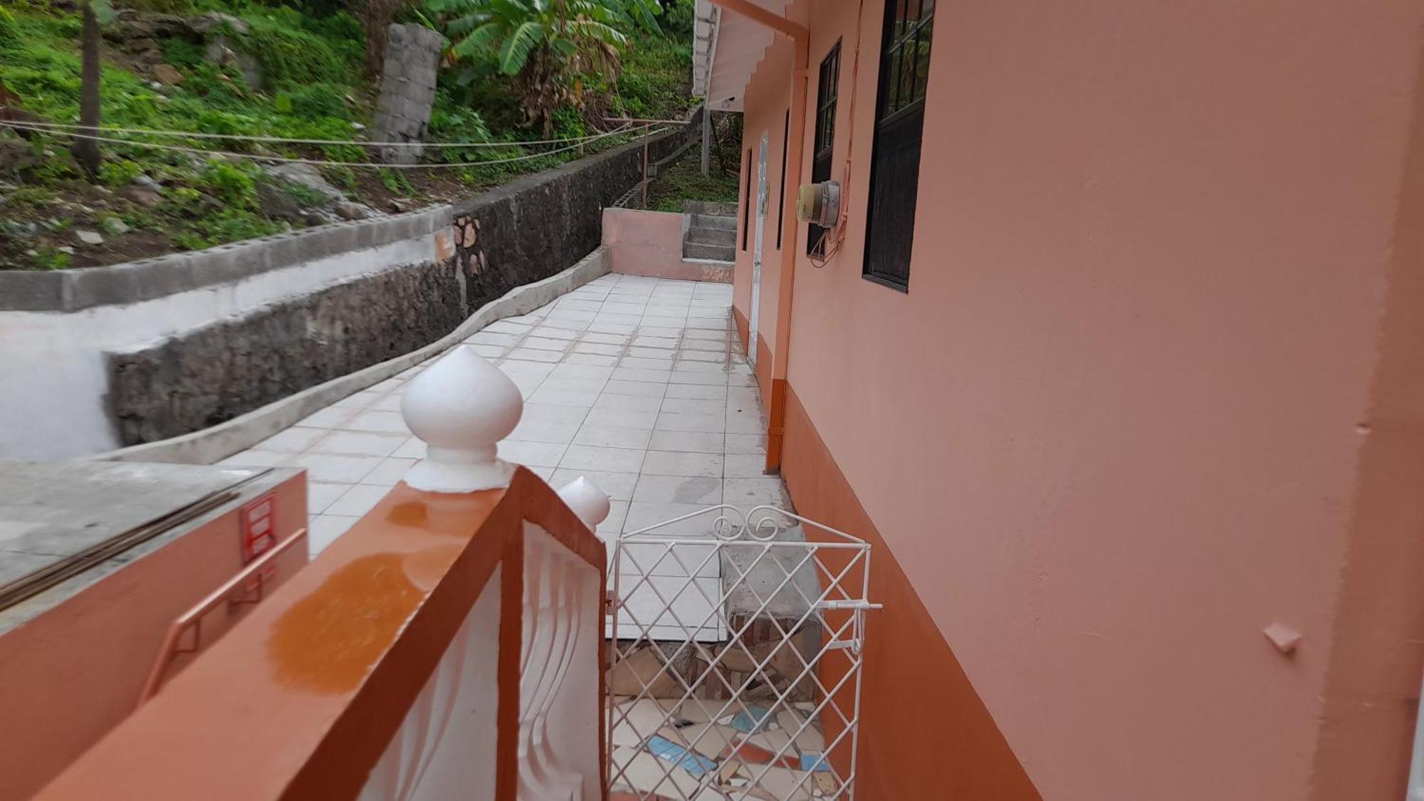 Angie'S Cove, Modern Get-Away Overlooking Castries Luaran gambar